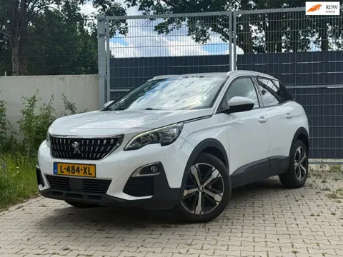 Peugeot 3008 1.2 PureTech Allure *EXPORT ONLY* Navigatie/Trekhaak/Camera