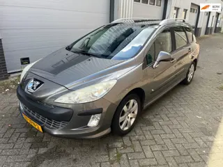 Peugeot 308 SW 1.6 VTi Style! AIRCO! 7p! TREKHAAK! LEES!