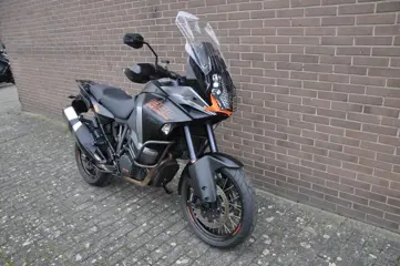 KTM 1290 Super Adventure (2015)