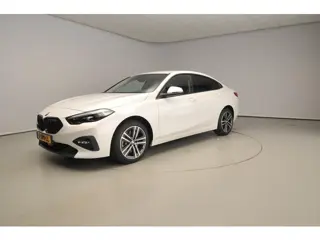 BMW 2 Serie Gran Coupé 220i | LED | Navigatie | Sportstoelen | Clima | PDC | DAB | Alu 17 inch
