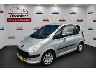 Peugeot 1007 1.6-16V Gentry