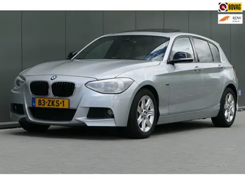 BMW 1-serie 118i Business Sport Schuifdak Sportstoelen Navi Clima