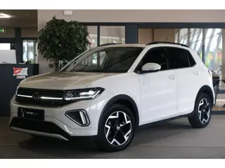 Volkswagen T-Cross 1.5 TSI 2x R-Line 150PK DSG IQ Led Navi Virtual Trekhaak Cam ACC