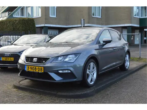 SEAT Leon 1.4 150PK TSI FR Busn. Intense Virtual cockp. / Clima / Sportint. / Apple,android