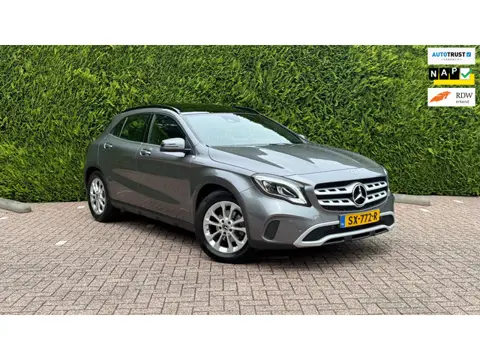 Mercedes-Benz GLA-klasse 180 Business Solution Plus Limited