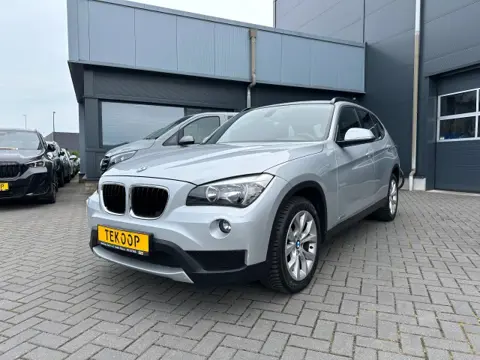 BMW X1 X1 sDrive 1.8i Business Navigatie Clima 