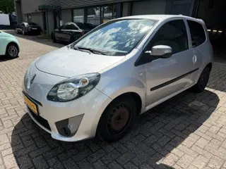 Renault Twingo 1.2-16V Collection - lichte schade!