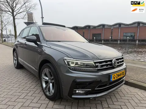 Volkswagen Tiguan 1.5 TSI Comfortline Business_R-LINE_Panoramadak-NETTE AUTO