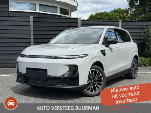 Leapmotor B10 Design Hybrid EV 18.8 kWh 218PK Automaat Navigatie, Camera 360, Lichtmetalen velgen, E
