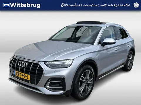 Audi Q5 50 TFSI e Advanced Quattro Hybrid / AUTOMAAT/ 300 PK/ PANO/ TREKHAAK/ LEER/ LUCHTVERING/ PAR