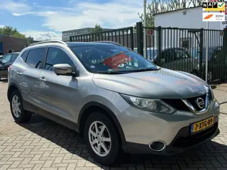 Nissan Qashqai 1.2 Connect Edition Automaat 1e eigenaar dealer onderhouden achteruit camera panorama