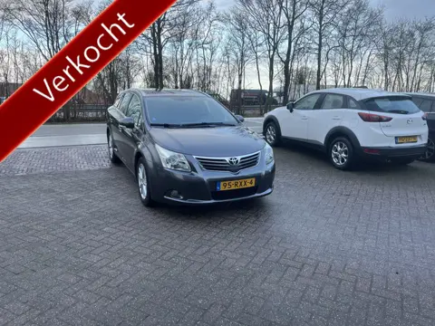 Toyota Avensis wagon 2.0 VVTi Business AUTOMAAT TREKHAAK PDC CAMERA