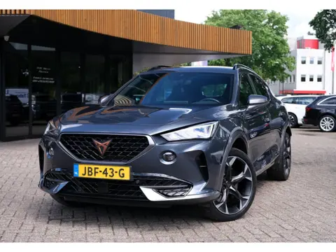 Cupra Formentor 1.4 e-Hybrid VZ Performance|Rijklaar!|ACC|Camera|Stoel+Stuurverwarming|Lane|Carplay|