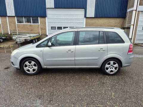 Opel Zafira 1.6 Enjoy, 7 persoons /goed onderhouden