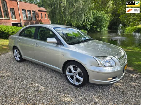 Toyota Avensis 2.0 VVTi Linea Sol *83.000km*