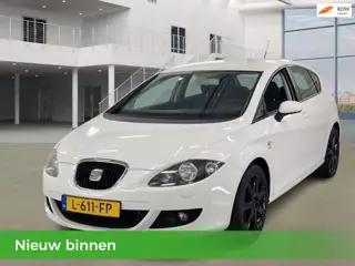 Seat Leon 1.4 5D AIRCO NIEUWE APK CRUISECONTROL PARKEERSENSOREN VELGEN