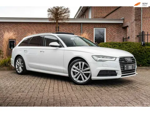 Audi A6 Avant 2.0 TFSI Quattro 252 PK Aut. Pano Leder Stoelverwarming Leder 19''