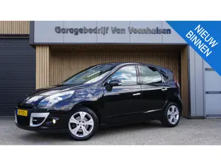 Renault Scénic 2.0 140pk Automaat Navi Keyless Cruise Control Trekhaak 17inch LM  139666km!