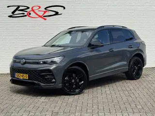 Volkswagen TIGUAN 1.5 eHybrid R-Line Plug in Trekhaak Massage stoelen Camera Carplay