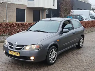 Nissan Almera 1.8 Acenta automaat apk 13-02-2027