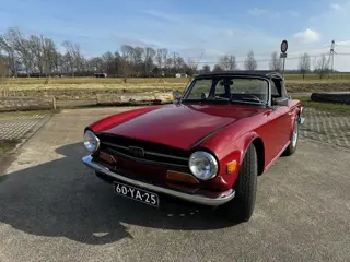 Triumph TR6 (bj 1973)