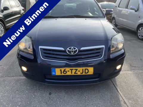 Toyota Avensis 2.4 VVTi Luna AUTOMAAT Nette auto loopt en rijdt 100%