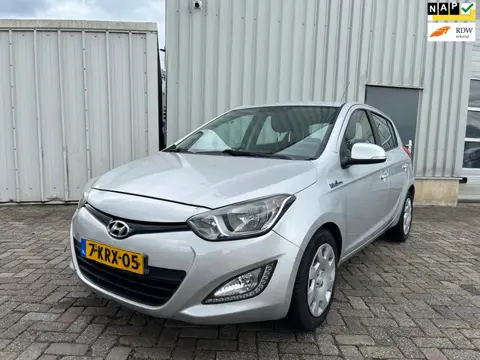 Hyundai I20 1.2i i-Motion - Start Niet - Schade