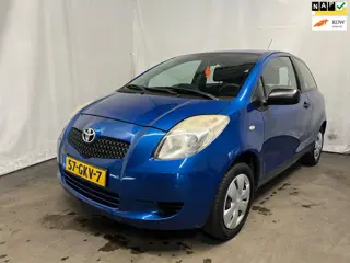 Toyota Yaris 1.0 VVTi + - Schade