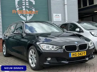 BMW 3 Serie Touring 320i Executive Automaat / Navi / Trekhaak / NAP