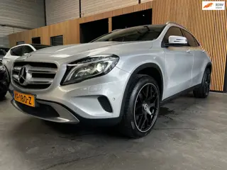 Mercedes-Benz GLA-klasse 250 Prestige Pano|Camera|Trekhaak|stoelverw|Carplay|Cruise|