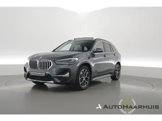 BMW X1 xDrive25e XLINE | Rijklaar! | SOH 90,1% | S/K-Dak | HUD | Leder | Cruise | Stoelverw. | Camer