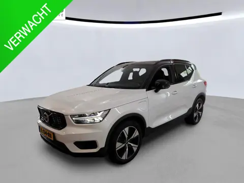 Volvo XC40 1.5 T5 Recharge R-Design NL-AUTO | PANODAK | TREKHAAK | 1/2 LEDER