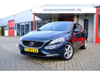 Volvo V40 2.0 D4 Summum Pano|Xenon|Leder|HarmanKardon|ParkAssist