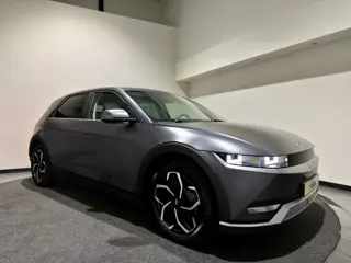 Hyundai IONIQ 5 Connect+ 77.4 kWh | Leder interieur | Trekhaak | Full Option | Soh (batterijcheck) W