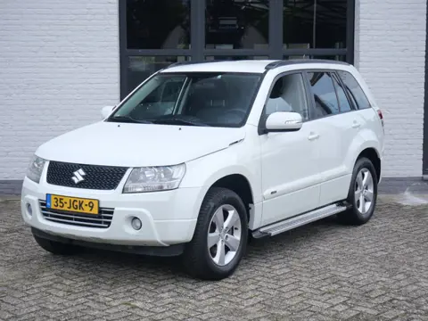 Suzuki Grand Vitara 2.4 Exclusive Ecc Leder Stoelverw. Keyless