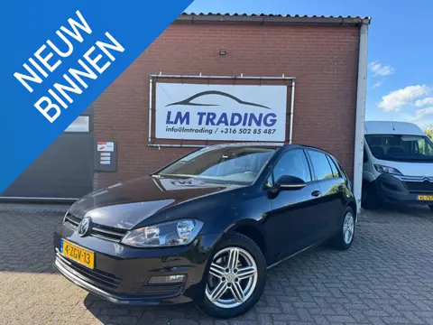 Volkswagen Golf 1.2 TSI Trendline PDC LMV CRUISE 6-BAK 5-DEURS 2 SLEUTELS + BOEKJES! NAP!