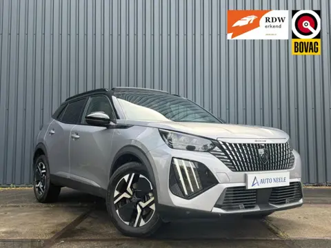 Peugeot 2008 1.2 Hybrid 145 GT Panoramadak, Carplay
