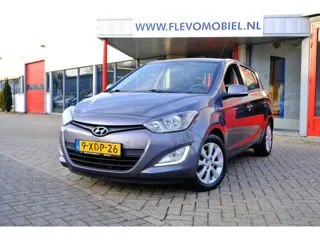 Hyundai I20 1.2i i-Deal 5-drs Airco|Navi