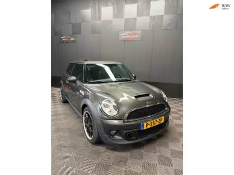 Mini 1.6 Cooper S | Pano | Harman | Navi | Xenon |