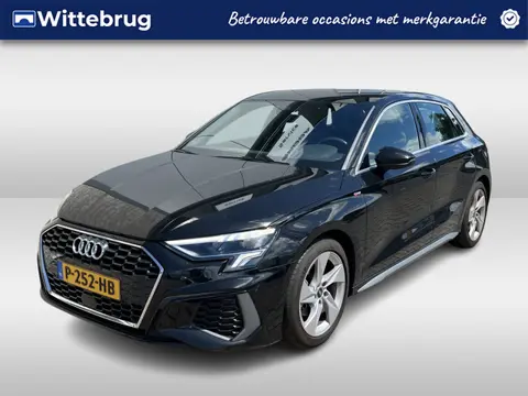 Audi A3 Sportback 35 TFSI S-Line / AUTOMAAT/ 150 PK/ SMARTPHONE INTERFACE/ PARKEER SENSOREN V+A/ CRU