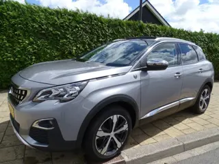 PEUGEOT 3008 1.2 PT CROSSWAY-Navi-Media-Blth-Pdc-Cam-Pdc-Led
