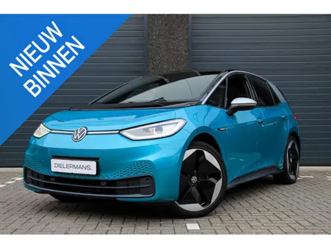 Volkswagen ID.3 Max First Edition | Vol optie!! | Panorama dak | Trekhaak | BTW voertuig | SOH 92%