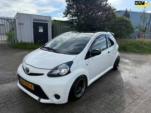 Toyota Aygo 1.0 VVT-i Comfort Bj 2012 | Airco| Nwe APK