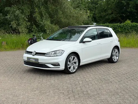 Volkswagen Golf 1.0 TSI Highline PANO I NAVI I CLIMA I UNIEK I ZEER VOL I 6 BAK