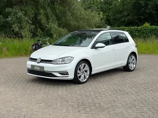 Volkswagen Golf 1.0 TSI Highline PANO I NAVI I CLIMA I UNIEK I ZEER VOL I 6 BAK