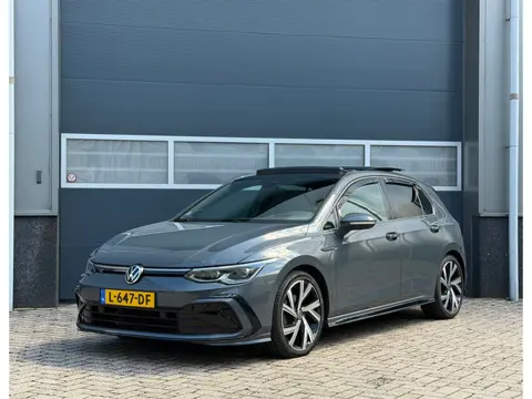Volkswagen Golf 1.5 TSI Highline Business R bj.2020 Pano|Vitual|Camera|Park ass.
