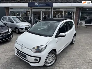 Volkswagen Up! HIGH 1.0 | AUT *Revisie* | Panorama | Stoelverw | Cruise | Sensoren |
