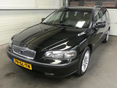 Volvo V70 2.3 T-5 - 250PK - Automaat - Trekhaak