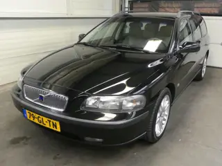 Volvo V70 2.3 T-5 - 250PK - Automaat - Trekhaak