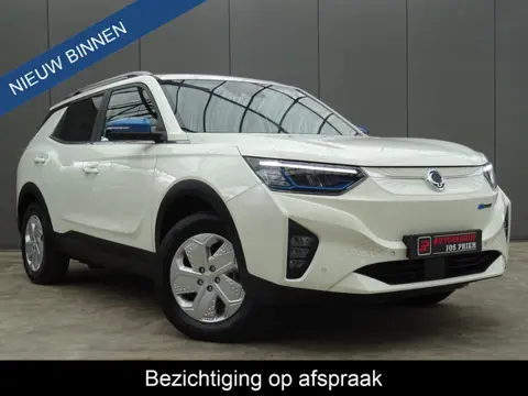 SsangYong Korando E-Motion Platinum 2WD * 326 KM ACCURADIUS * LUXE UITV. !!